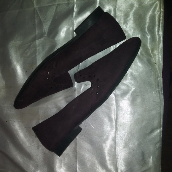 Shoes - Picture 2 of 2